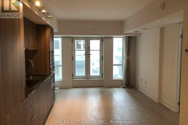 327 - 955 Bay Street, Toronto, ON M5S2A2 Photo 3