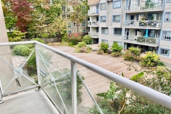 327 12101 80 Avenue, Surrey, BC V3W5V6 Photo 3