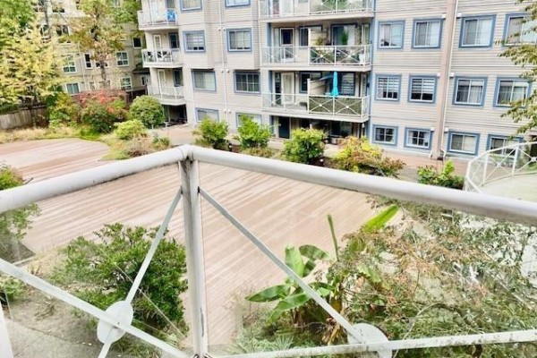 327 12101 80 Avenue, Surrey, BC V3W5V6 Photo 4