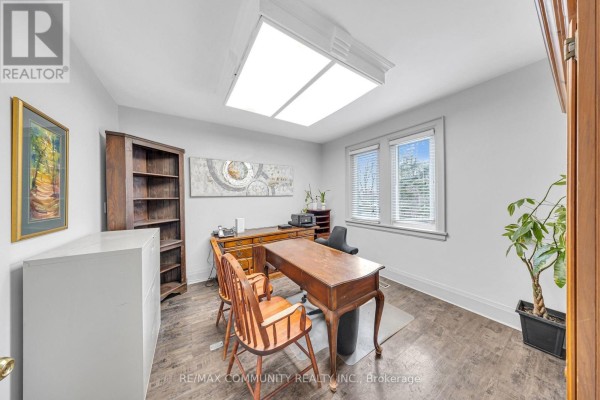 327 Woolwich Street, Guelph, ON, photo 3