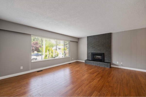32724 Mcrae Avenue, Mission, BC V2V2L9 Photo 3