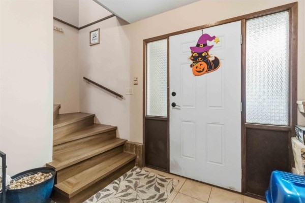3273 Cheam Drive, Abbotsford, BC V2T4Y8 Photo 5