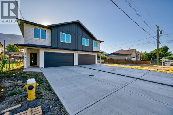 3279 A Schubert Road, Kamloops, BC, photo 2