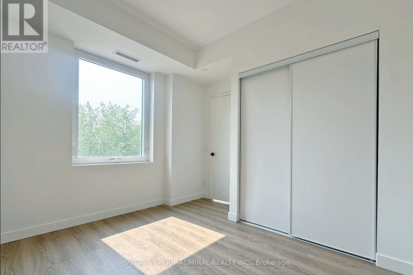 328 - 1050 Eastern Avenue, Toronto, ON M4L0B7 Photo 5