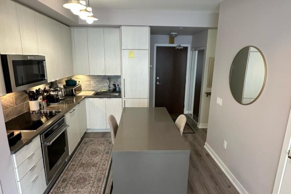 Dining room - 328 - 38 Iannuzzi Street, Toronto, ON M5V0S2 Photo 3
