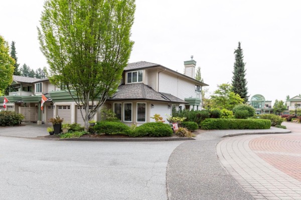 328 13888 70 Avenue, Surrey, BC V3W0R8 Photo 2