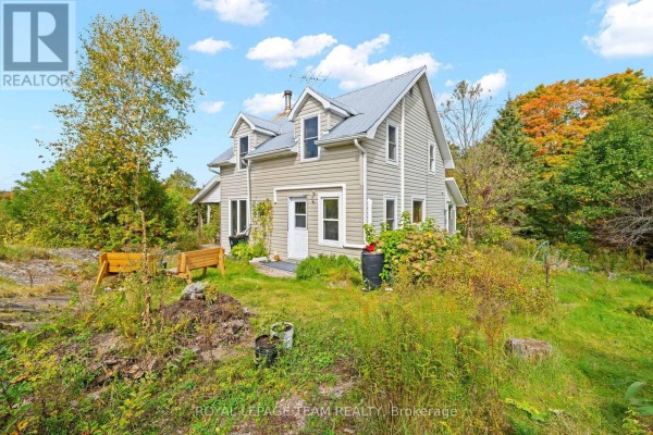 328 Clyde Forks Road, Lanark Highlands, ON K0G1K0 Photo 3