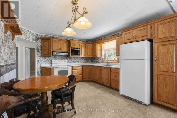 328 Colborne Street W, Orillia, ON L3V3A3 Photo 5