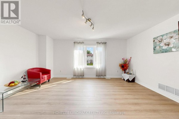 328 Winnifred Drive, Georgina, ON L4P3B5 Photo 4