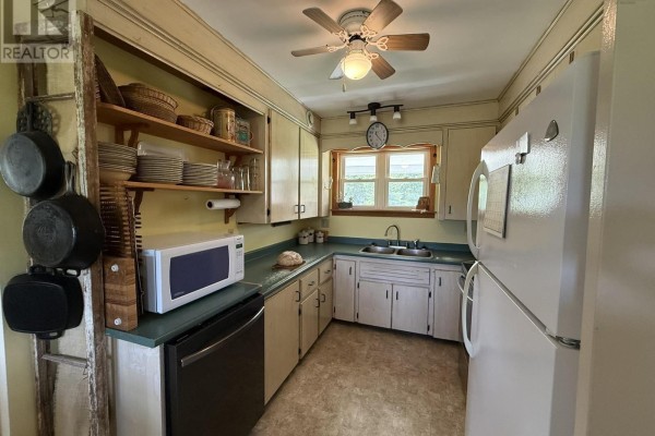 2pc Bathroom - 3281 Highway 6, Waldegrave, NS B0K1V0 Photo 5
