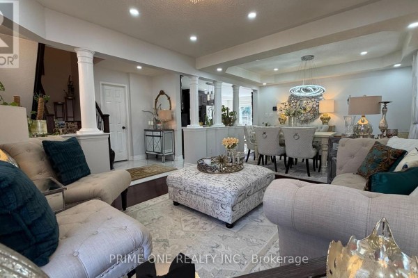 Kitchen - 3284 Cactus Gate, Mississauga, ON L5N8A6 Photo 4