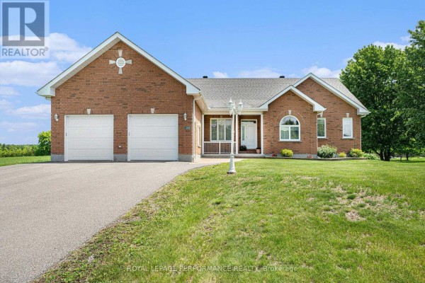 3285 Broadway Avenue, North Stormont, ON, photo 2