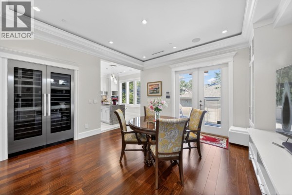 3285 W 12th Avenue, Vancouver, BC V6K2R8 Photo 5