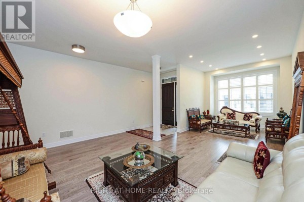 Dining room - 3286 Charles Biggar Drive, Oakville, ON L6M1N3 Photo 3