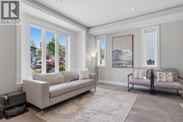 3287 Matapan Crescent, Vancouver, BC V5M4A9 Photo 3