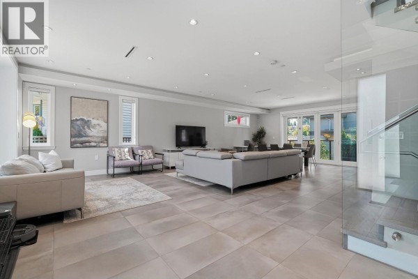 3287 Matapan Crescent, Vancouver, BC V5M4A9 Photo 5
