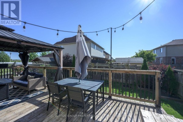 Kitchen - 3288 Turner Crescent, London South, ON N6M0B2 Photo 4