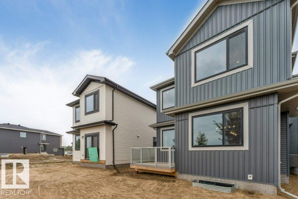 3289 Granville Dr Nw, Edmonton, AB, photo 3