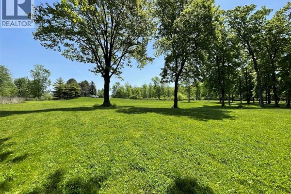 329 Crystal Bay Drive, Amherstburg, ON N9V4A7 Photo 4