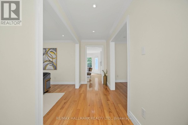 Foyer - 329 Kingsbridge Garden Circle, Mississauga, ON L5R1K9 Photo 5