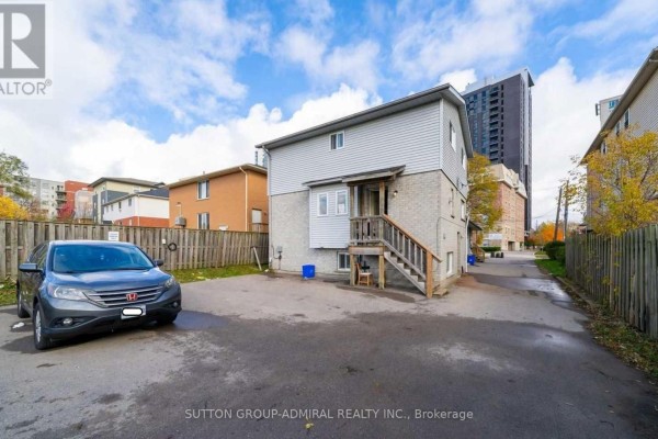 329 Spruce Street, Waterloo, ON, photo 3