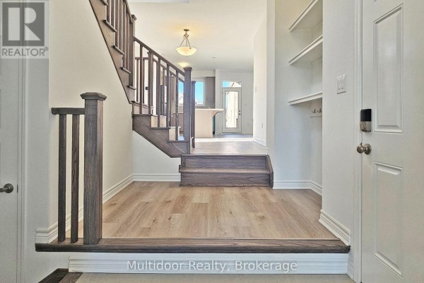 3290 Brigadier Avenue, Pickering, ON L1X0W5 Photo 4