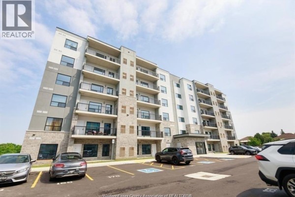 3290 Stella Crescent Unit# 302, Windsor, ON, photo 3