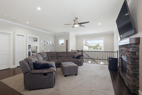 32901 Sylvia Avenue, Mission, BC V2V0C9 Photo 4