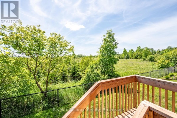 3291 Harasym Trail, Oakville, ON, photo 3