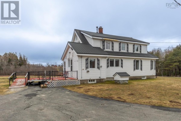 Den - 3292 Highway 340, Corberrie, NS B0W3T0 Photo 4