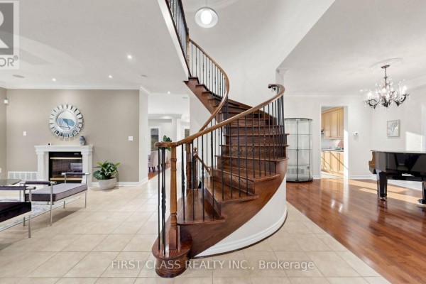 Family room - 3292 Topeka Drive, Mississauga, ON L5M7V1 Photo 4