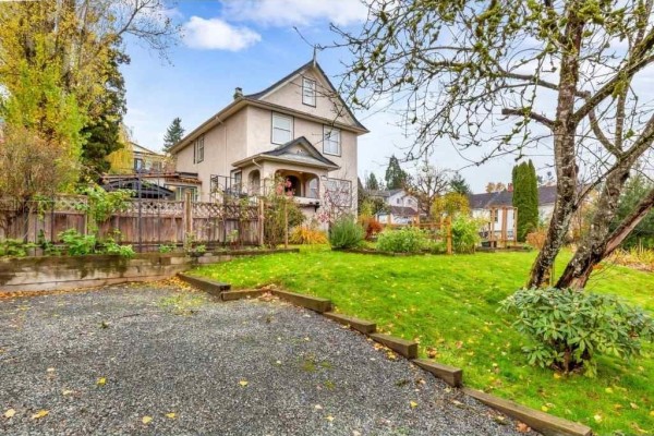 32945 3 Avenue, Mission, BC V2V1N2 Photo 3