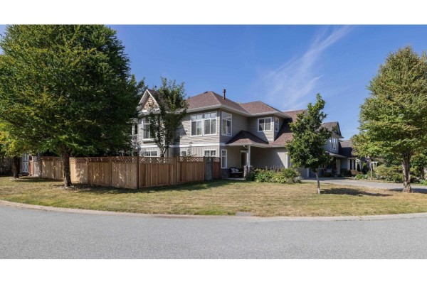 32998 Boothby Avenue, Mission, BC V2V7R6 Photo 4