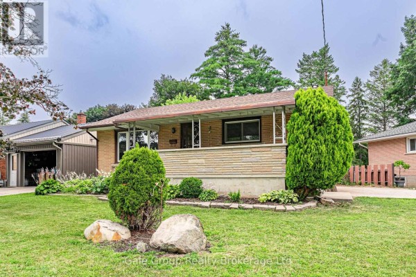 32a Glendale Drive, Tillsonburg, ON N4G1J5 Photo 2