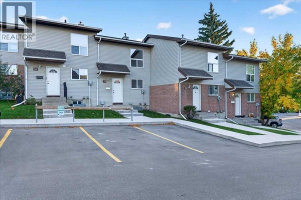 Kitchen - 33, 64 Whitnel Court Ne, Calgary, AB T1Y5E3 Photo 2