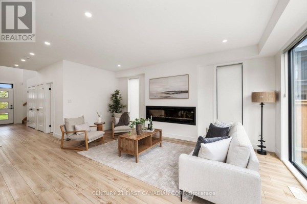 33 - 1820 Canvas Way, London North, ON, photo 2