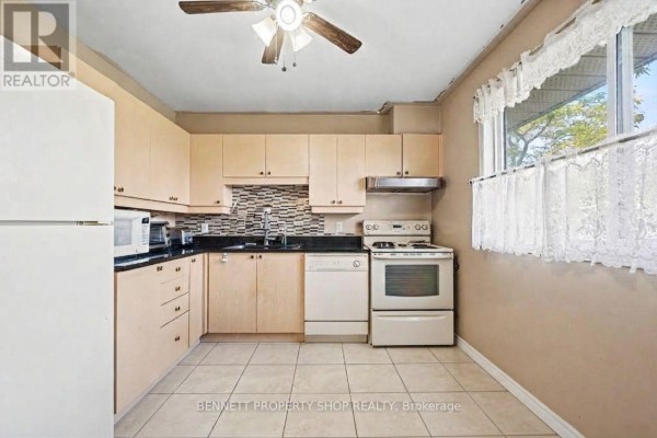 Dining room - 33 - 2669 Southvale Crescent, Ottawa, ON K1B4V2 Photo 4