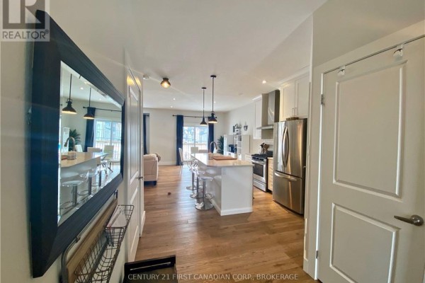 33 - 2910 Tokala Trail, London North, ON N6G0T9 Photo 3