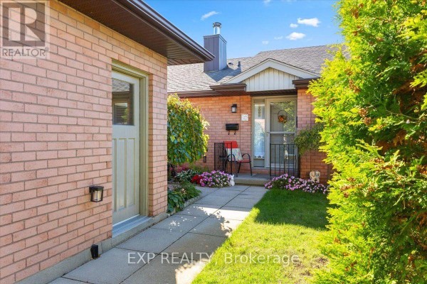 Bedroom - 33 - 55 Fiddlers Green Road, London North, ON N6H4T8 Photo 5