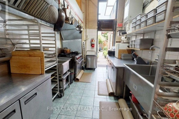 33 - 665 Millway Avenue, Vaughan, ON L4K3T8 Photo 5
