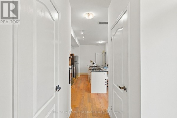 Bedroom - 33 - 9 Clintwood Gate, Toronto, ON M3A0A8 Photo 4