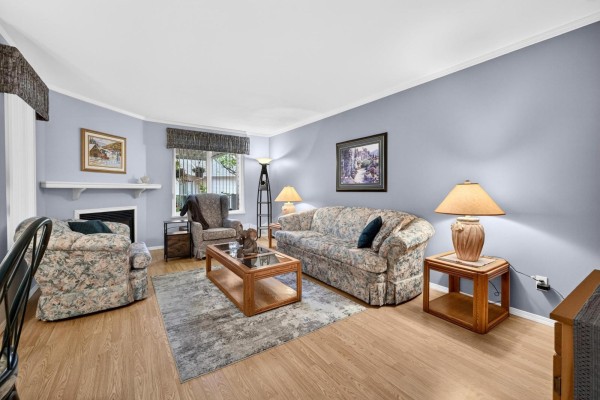 33 15020 66a Avenue, Surrey, BC V3S2A5 Photo 5