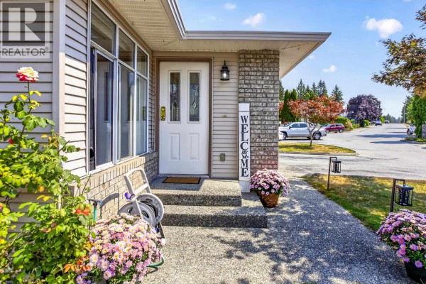 33 22900 126 Avenue, Maple Ridge, BC V2X0W9 Photo 3