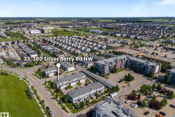 Kitchen - #33 380 Silver Berry Rd Nw, Edmonton, AB T6T0G4 Photo 3