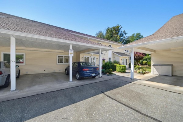 33 7525 Martin Place, Mission, BC V2V6N2 Photo 4