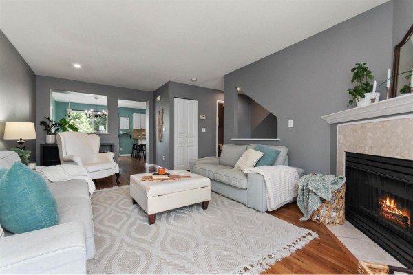 33 7640 Blott Street, Mission, BC V2V3K3 Photo 3