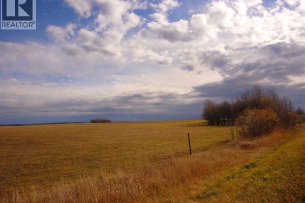 33-82-19-w5, Rural Northern Sunrise County, AB T8S1R8 Photo 2