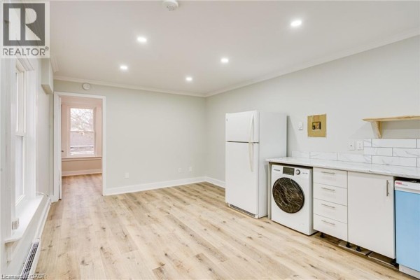 Bedroom - 33 Albion Street Unit# Upper #2, Brantford, ON N3T3L9 Photo 4