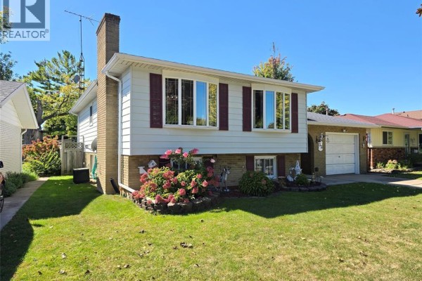 Laundry room - 33 Bennie, Leamington, ON N8H4M2 Photo 3