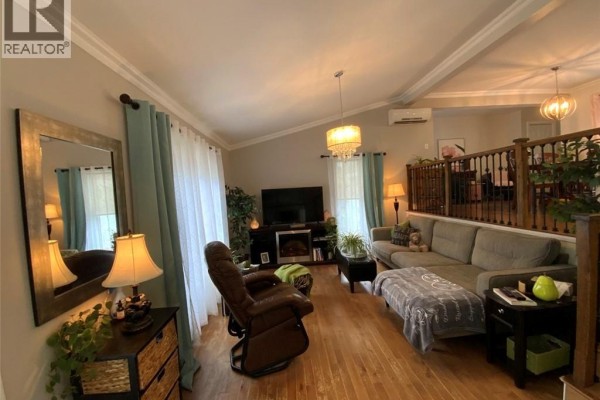 Family room - 33 Bossé Avenue, Edmundston, NB E3V3Z8 Photo 5